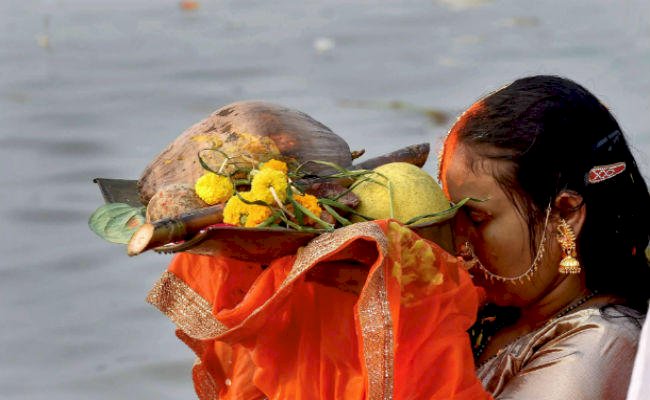 सुप्रसिद्ध ज्योतिर्विद पंडित शील भूषण शर्मा से जानिए  चार दिवसीय महापर्व छठ महापर्व का महात्म्य