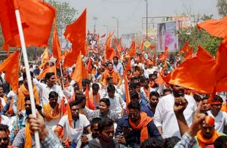 महाराष्ट्र में हिंदू संगठनों ने बीजेपी-शिवसेना को दी चेतावनी,कहा-कांग्रेस या एनसीपी के साथ सरकार बनाने का करेंगे विरोध, बीजेपी-शिवसेना के बीच विवाद होना जनादेश का अपमान 