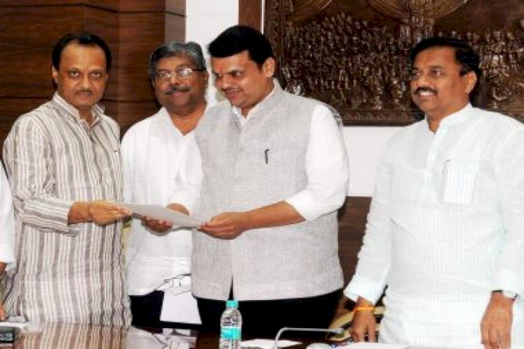 महाराष्ट्र : मुख्यमंत्री देवेंद्र फडणवीस और उप-मुख्यमंत्री अजित पवार ने दिया इस्तीफा, शपथ ग्रहण के चौथे ही दिन गिरि सरकार,फडणवीस ने शिवसेना पर साधा निशाना