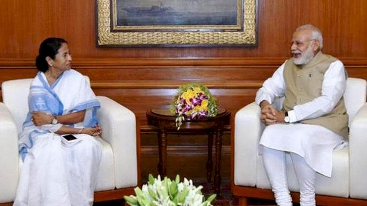 प्रधानमंत्री नरेंद्र मोदी से मिलीं मुख्यमंत्री ममता बनर्जी,CAA, NRC और NPR पर जतायीं असहमति,दो दिवसीय दौरे पर कोलकाता में हैं मोदी