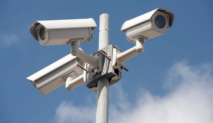 बिहार सरकार का अपराध नियंत्रण की दिशा में सकारात्मक कदम,चौक-चौराहों और थानों में भी लगाए जा रहे हैं CCTV कैमरे,पुलिस पदाधिकारियों और कर्मियों पर भी रहेगी नजर