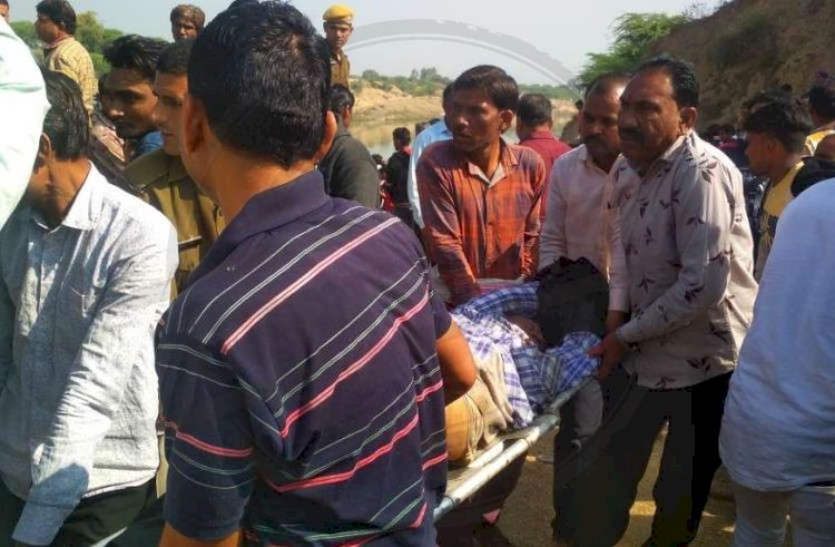 राजस्थान के बूंदी में हुआ बड़ा हादसा,बारातियों से भरी बस के नदी में गिरने से 25 लोगों की मौत,5 घायल,राज्य सरकार ने किया मुआवजे का ऐलान