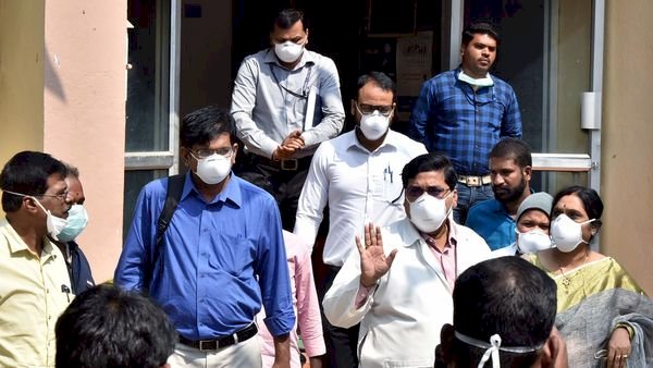 Corona Virus का कहर: अब तक 13 मामलों की हो चुकी है पुष्टि,प्रधानमंत्री नरेंद्र मोदी किसी भी होली मिलन समारोह में नहीं होंगे शामिल