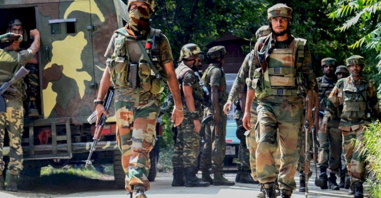 जम्मू-कश्मीर के हंदवाड़ा इलाके में सेना और आतंकियों के बीच मुठभेड़, दो आतंकी ढेर,सेना के 2 अफसर समेत 5 जवान शहीद