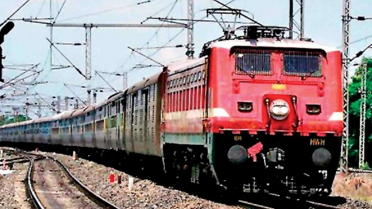 पूर्व मध्य रेलवे ने रद्द की ये 6 ट्रेनें, बिहार से गुजरने वाली ये 9 ट्रेनें भी रहेंगी रद्द, पढ़ें पूरी सूची