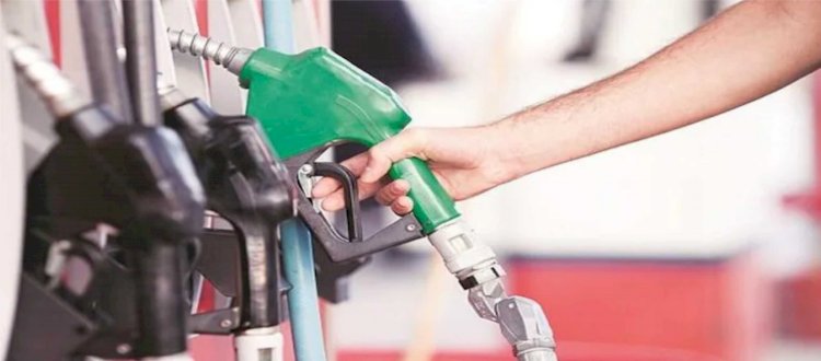 पटना में दिल्ली से भी महंगा हुआ पेट्रोल, 100 के पार पहुंची कीमत