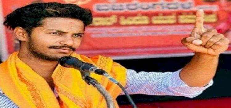 कर्नाटक हिजाब विवाद: शिवमोगा में बजरंग दल कार्यकर्ता की चाकू घोंपकर हत्या, तनाव के बीच स्कूल-कॉलेज बंद