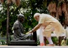 गांधी से दिल लगा बैठे हैं मोदी