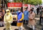 शव वाहनों संग तस्वीर खिंचा घिरे बीजेपी नेता, कांग्रेस ने बताया- शर्मनाक फोटोशूट
