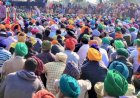 सिंघु बॉर्डर पर किसानों के मंच के पास लटकी मिली युवक की लाश, एक हाथ काटकर बैरिकेड से लटकाया