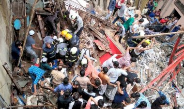 मुंबई के डोंगरी में इमारत गिरने से 12 लोगों की मौत, कई घायल 