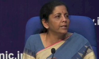 जीएसटी काउंसिल ने छोटे व्यापारियों को दी राहत, 20 वस्तुओं और 12 सेवाओं पर जीएसटी दर घटाई