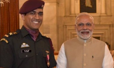 भारत में प्रधानमंत्री नरेंद्र मोदी के बाद सबसे ज्यादा प्रेरणादायक पुरुष हैं क्रिकेटर महेंद्र सिंह धोनी!