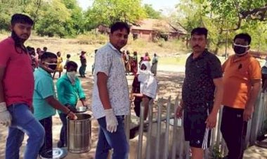 Corona Effect : झारखंड के धनबाद में कोरोना संकट के बीच जरूरतमंदों के लिए फरिश्ता बना यह परिवार,प्रतिदिन 200 से 250 लोगों को करा रहा है भोजन