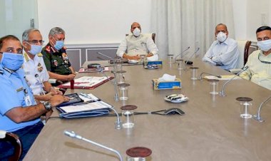 केंद्र की नरेंद्र मोदी सरकार ने भारत-चीन विवाद के बीच सेना को दी पूरी आजादी, LAC के नियम में भी किया बड़ा बदलाव