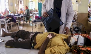 ब्लैक फंगस की दवा की किल्लत पर हाईकोर्ट की सख्त टिप्पणी, कहा- हम नरक में जी रहे हैं, हम बेबस हैं