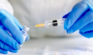 जल्द निजी अस्पतालों में भी लगेगी कोरोना वैक्सीन, कीमत पर सरकार कर रही बात