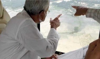 सीएम नीतीश ने फिर किया बाढ़ क्षेत्रों का किया हवाई सर्वे, कहा- अलर्ट मोड में रहें गंगा किनारे के 12 डीएम