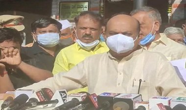 हिजाब विवाद के बीच कल से कर्नाटक में खुल रहे स्कूल, उडुपी में धारा 144 लागू