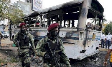 श्रीलंका राष्ट्रपति गोटबाया राजपक्षे ने किया आपातकाल का ऐलान,लोगों ने किया हिंसक प्रदर्शन