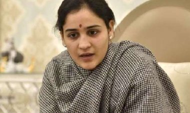 जो मठ भेज रहे थे, उनपर लठ बजाने का काम करेंगे CM योगी- अपर्णा यादव